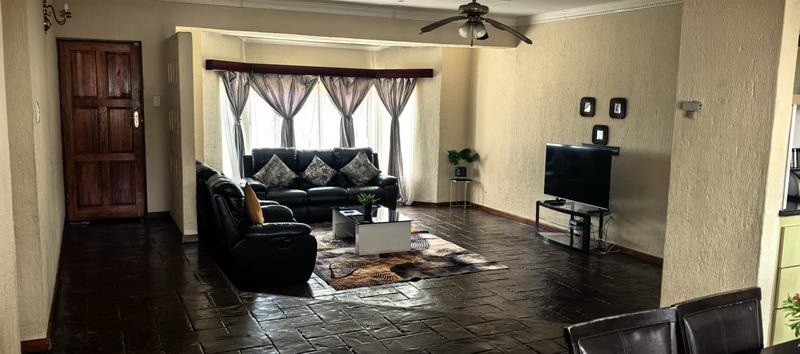 3 Bedroom Property for Sale in Dana Bay Western Cape